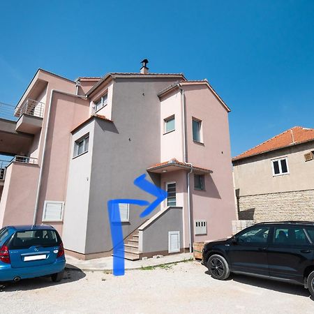 Apartments Grubisic - Sibenik - Parking Included Quarto foto