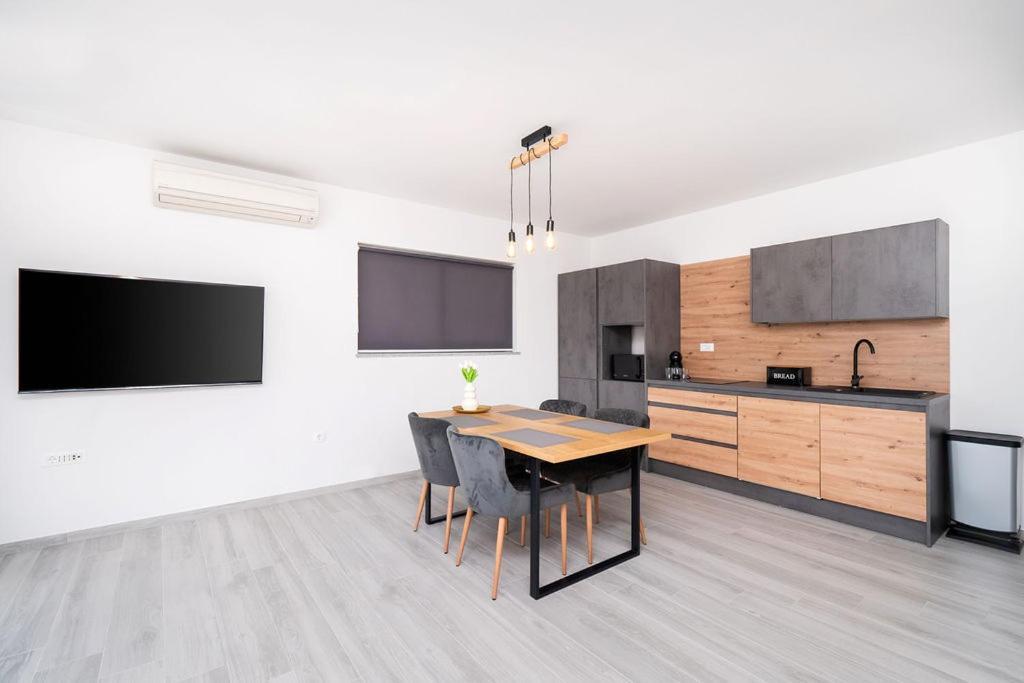 Apartments Grubisic - Sibenik - Parking Included Exterior foto