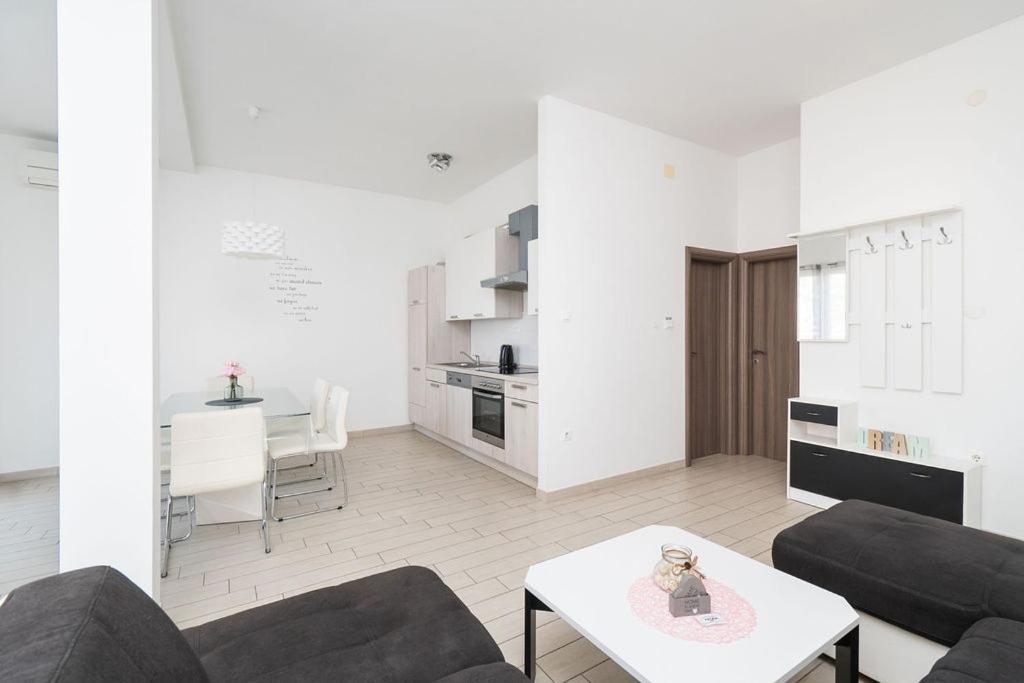 Apartments Grubisic - Sibenik - Parking Included Exterior foto