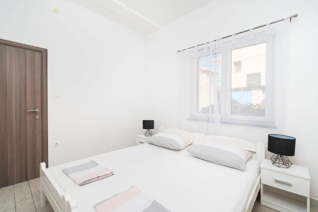 Apartments Grubisic - Sibenik - Parking Included Exterior foto