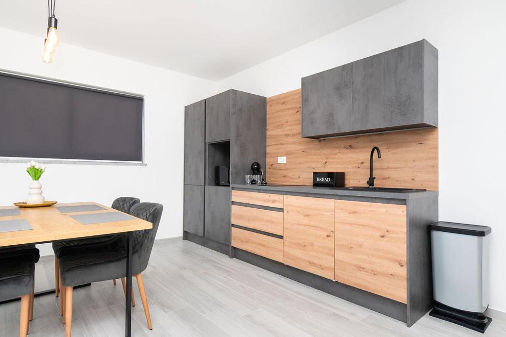 Apartments Grubisic - Sibenik - Parking Included Quarto foto